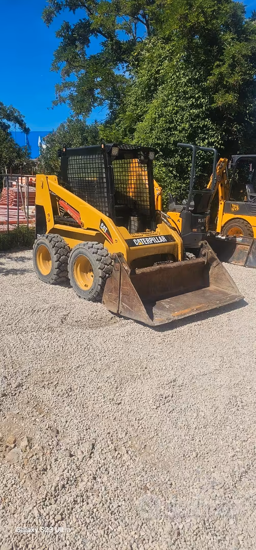 Minipala caterpillar 226