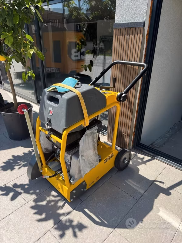 Tagliasfalto Wacker-neuson bfs 735