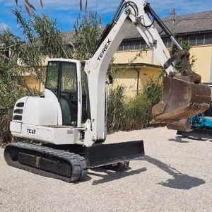 Miniescavatore terex 48