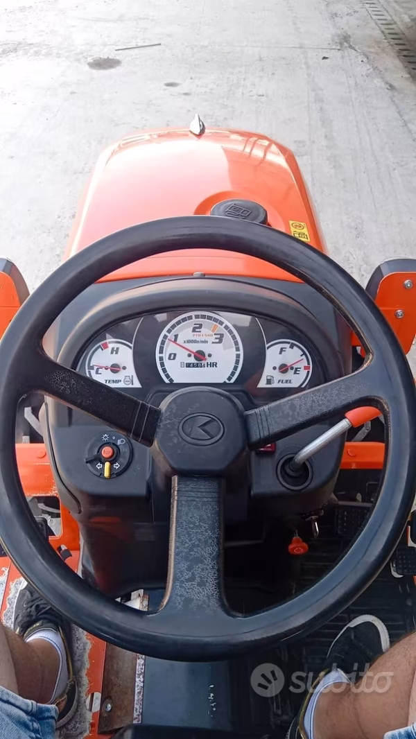 Trattore kubota B 1620